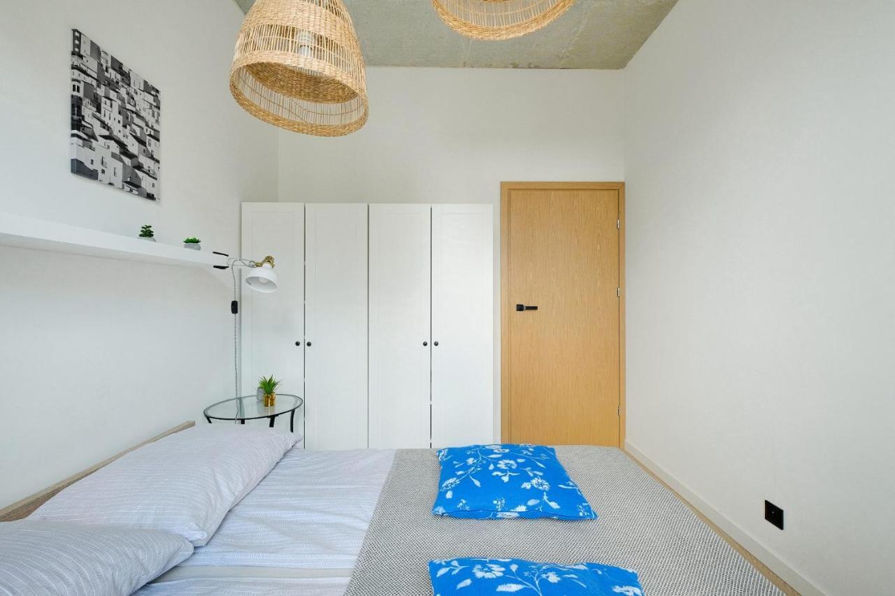 Apartamenty Patriotow 303 Warsawa Bagian luar foto